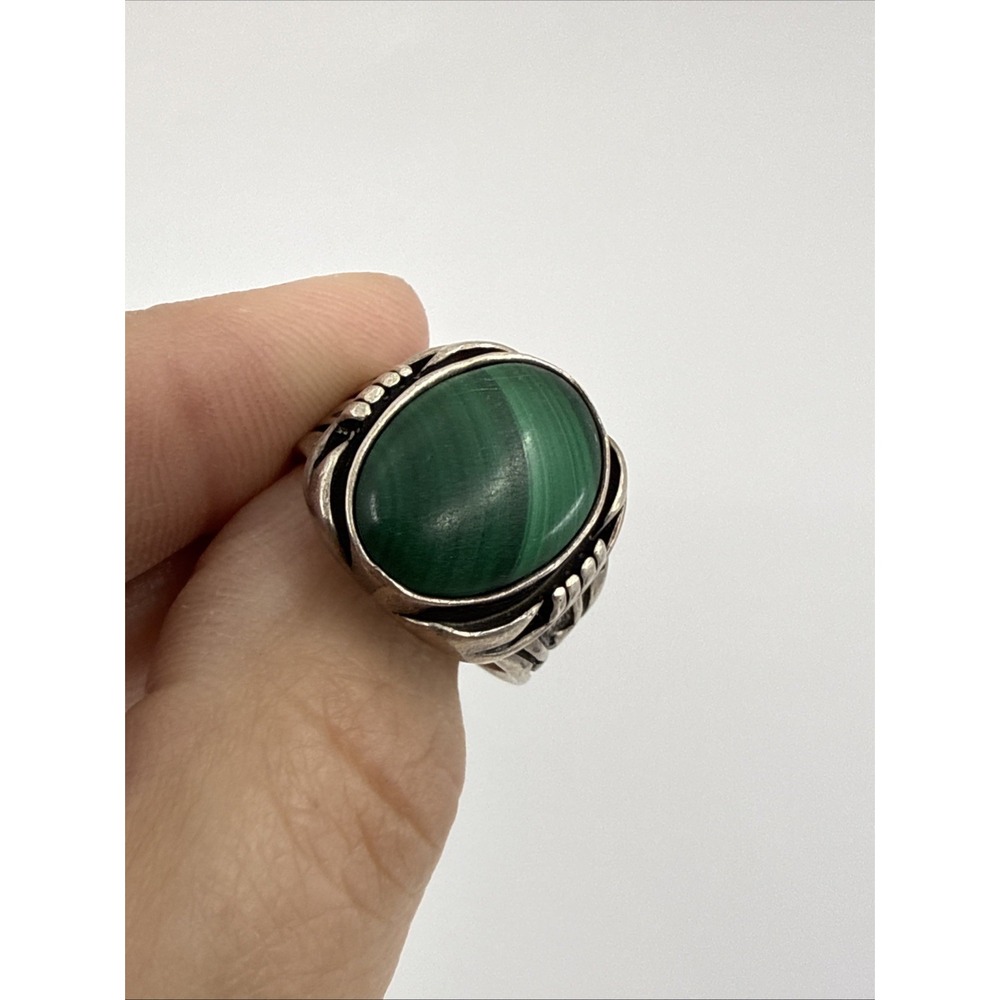 Native American Ring Navajo Malachite Sterling Silver Stamped Sz 10.5